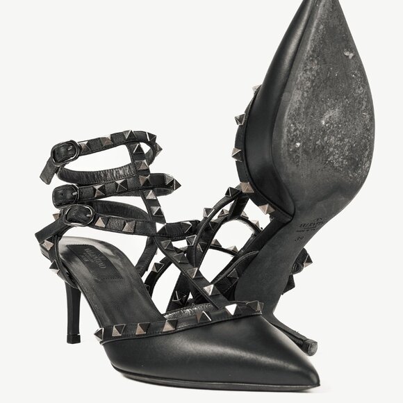 Valentino Garavani Rockstud Kitten Heel Black Leather Pumps - Picture 4 of 11
